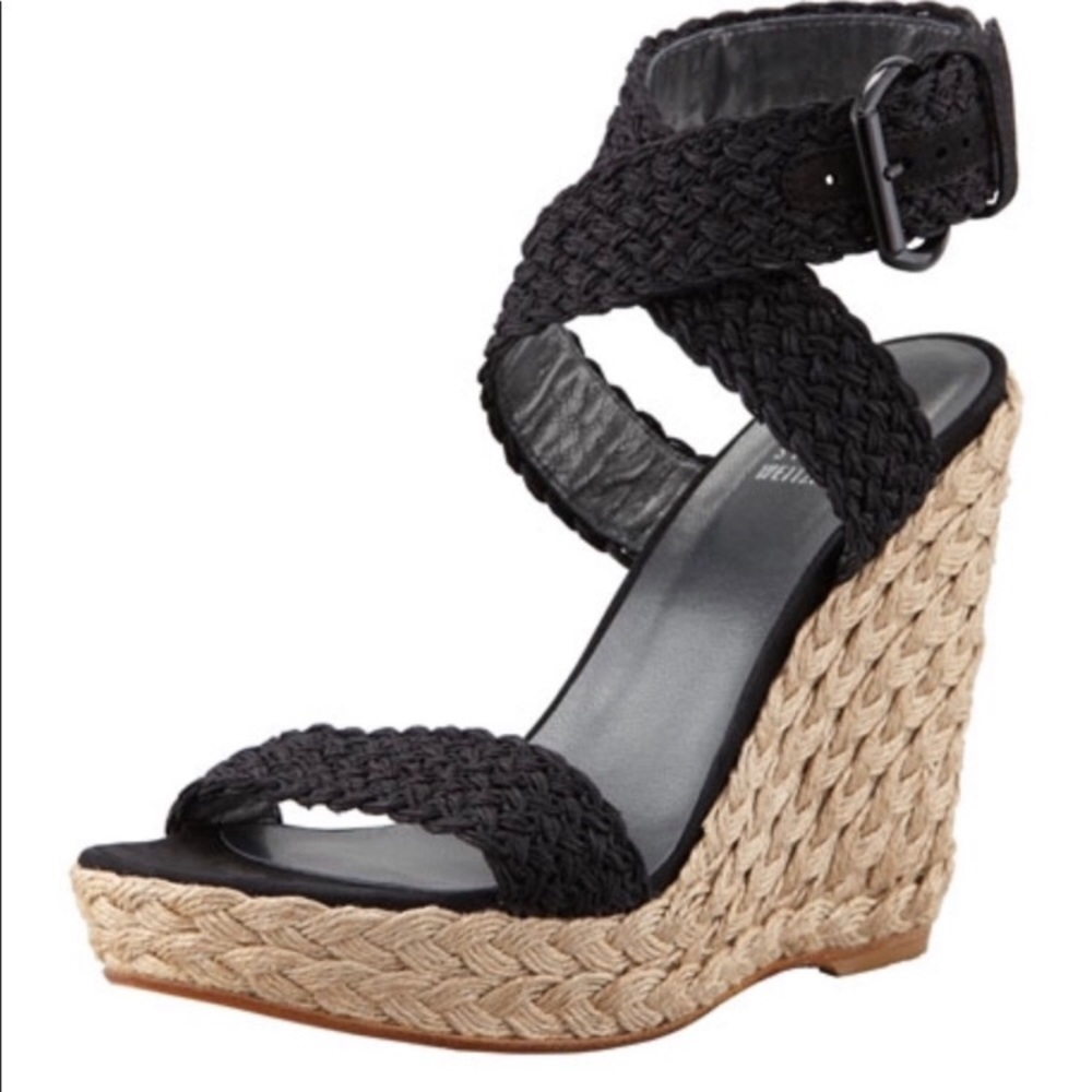 Stuart Weitzman Nero crochet black wedges SZ 7.5